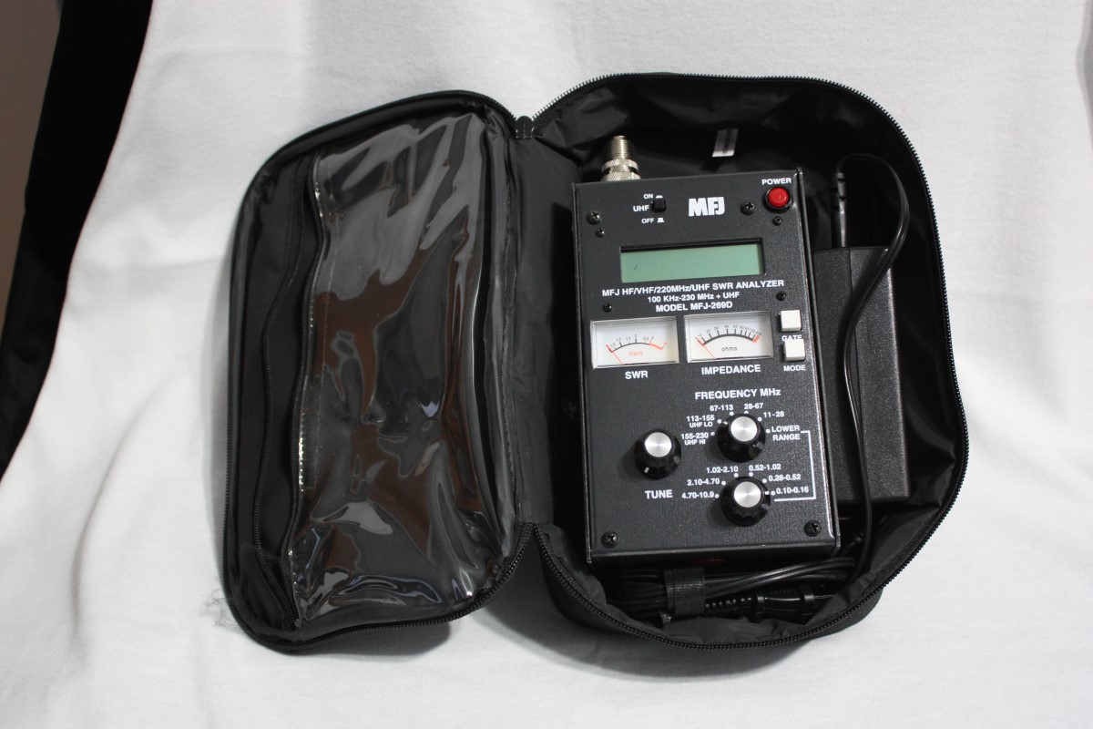MFJ-269D, HF/VHF/220MHz/UHF, .100-230, 415-470MHz, SWR ANALYZER